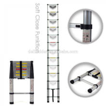 Portable & foldable aluminum telescopic ladder 3.8m en131-6